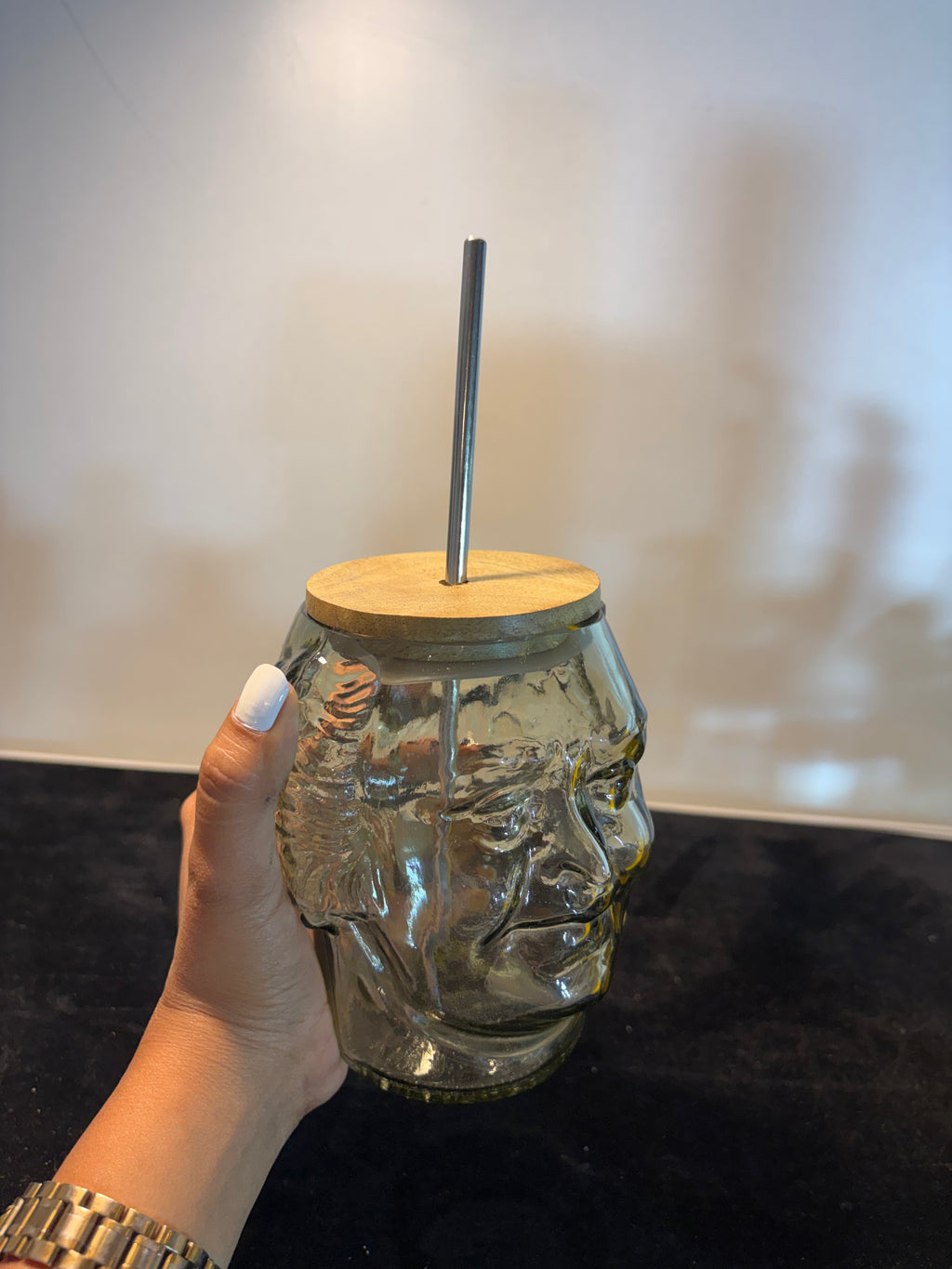 Old Monk Legend Sipper - 650ml