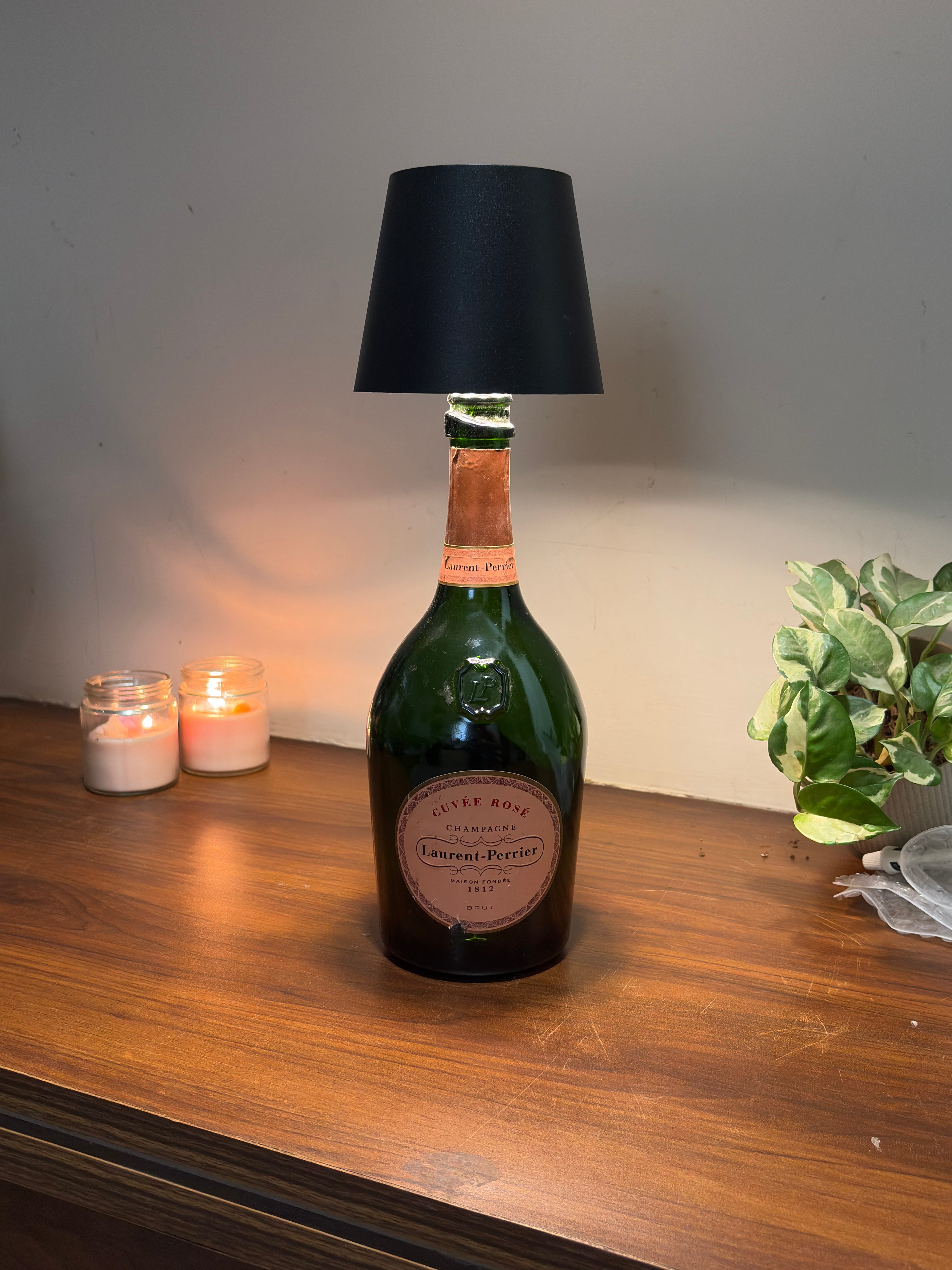 Laurent Perrier Wireless Lamp